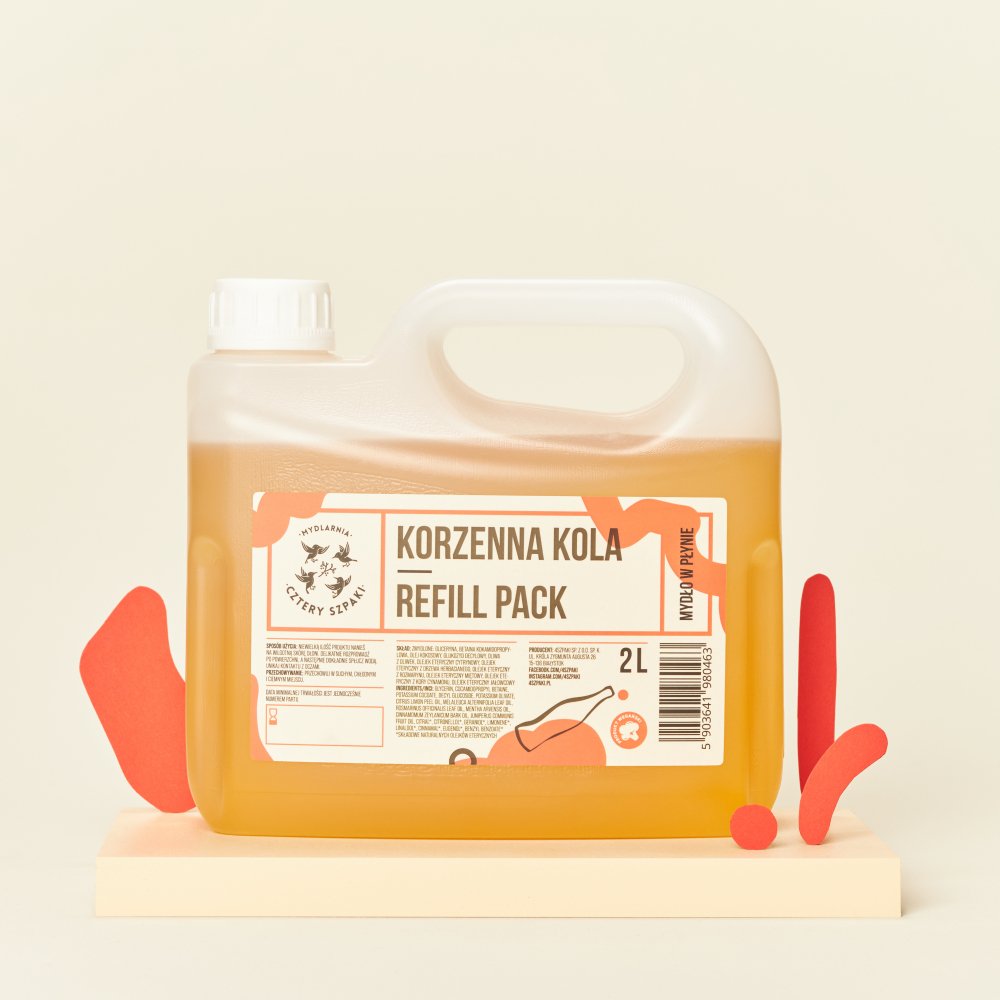 Naturalne mydło w płynie w dwulitrowym opakowaniu typu refill Korzenna Kola, 4 Szpaki.